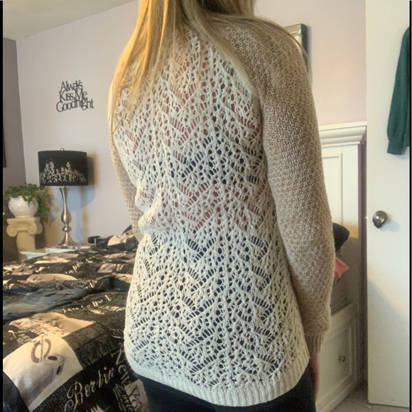 Long Sleeve Knit Sweater - Picture 10 of 11